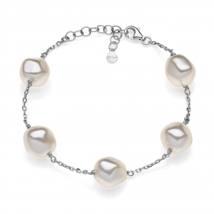 Silver bracelet with crystal pearls